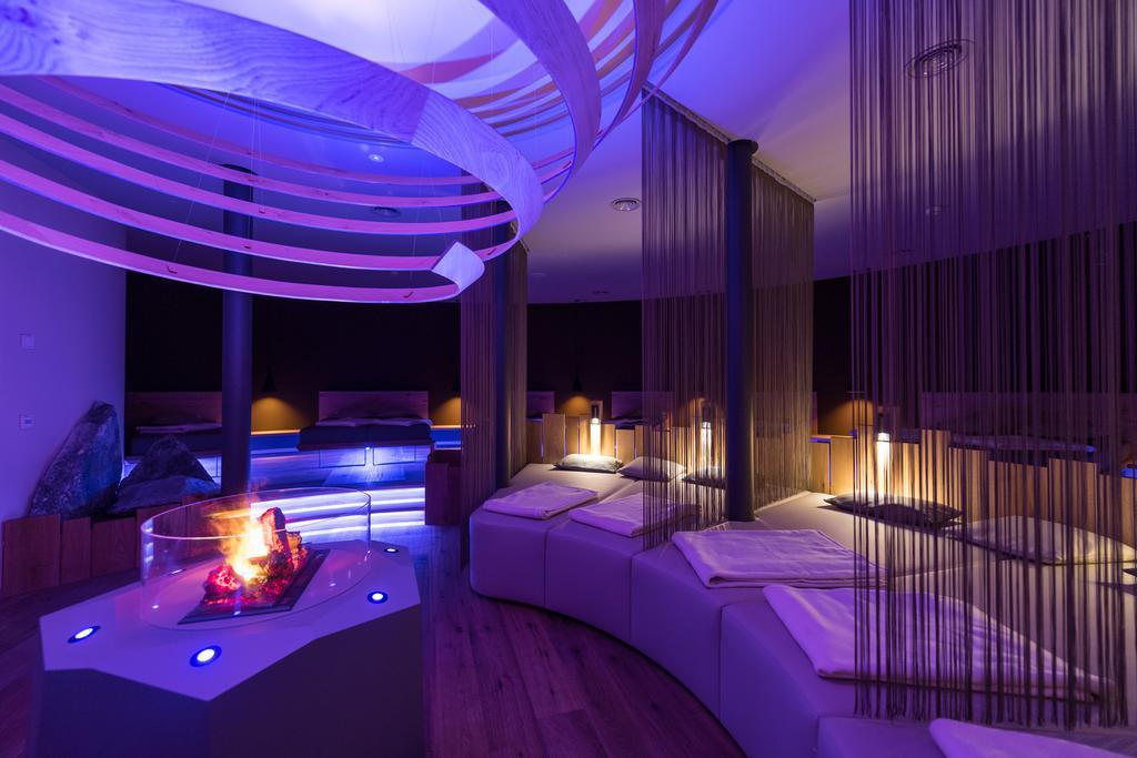 Mirabell Dolomites Hotel - Luxury Ayurveda & Spa Olang Exterior photo